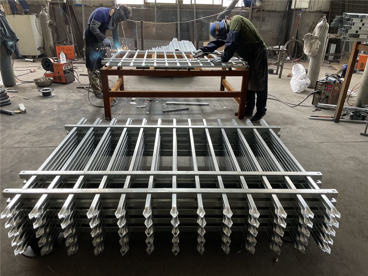 綠化圍墻護(hù)欄圖片3