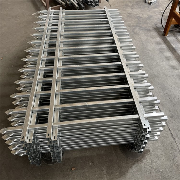 別墅鐵藝護欄圖片1