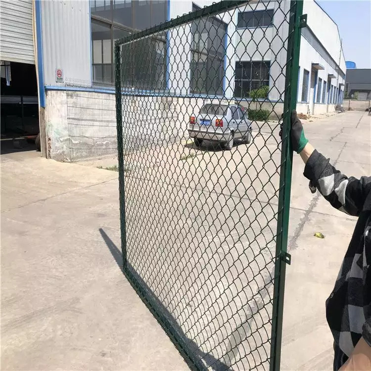 球場(chǎng)勾花護(hù)欄網(wǎng)圖片1