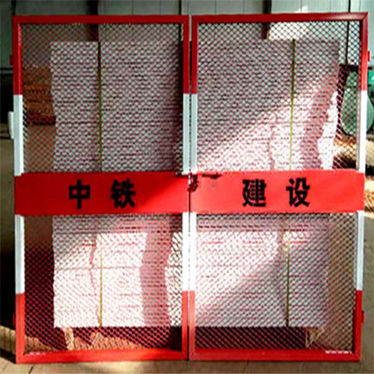 施工電梯門(mén)圖片4