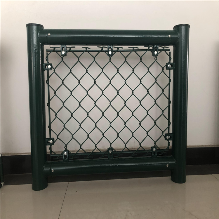 學(xué)?；@球場(chǎng)圍網(wǎng)