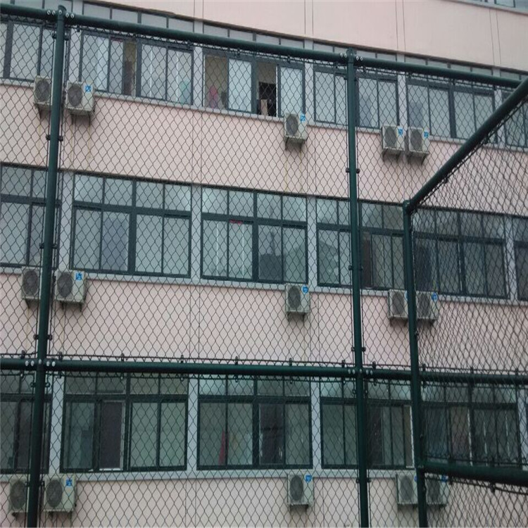 學(xué)校籃球場圍網(wǎng)圖片2